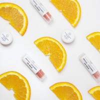 Περιποίηση Χειλιών (Λιποζάν)